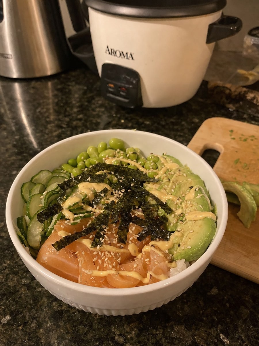 Smoked Salmon Sushi Bowl, a recipe from The 10-Min Cookbook